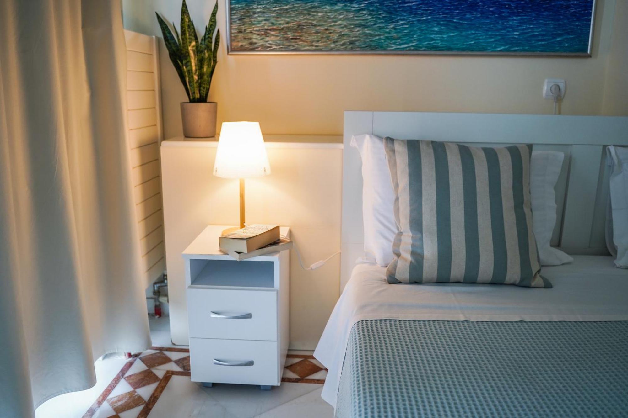 Endless Blue In Glyfada Apartment Athens